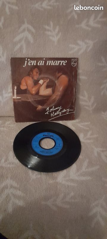 Vinyle johnny hallyday 45tours (image 3)