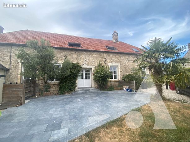 Maison 9 pièces 235 m²