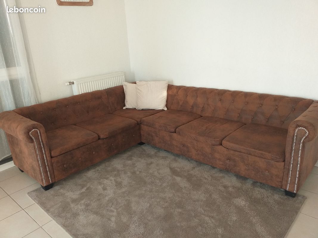 Canapé style chesterfield (image 1)