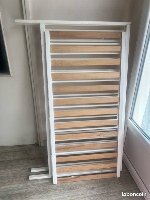 Lit bébé à barreaux pliable en bois blanc (image 3)