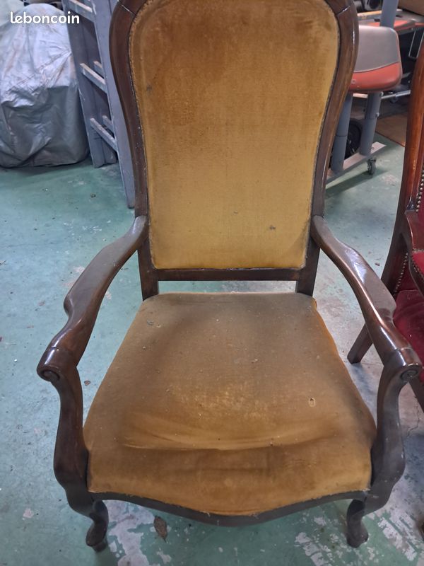 Lot fauteuils style voltaire à rénover (image 2)