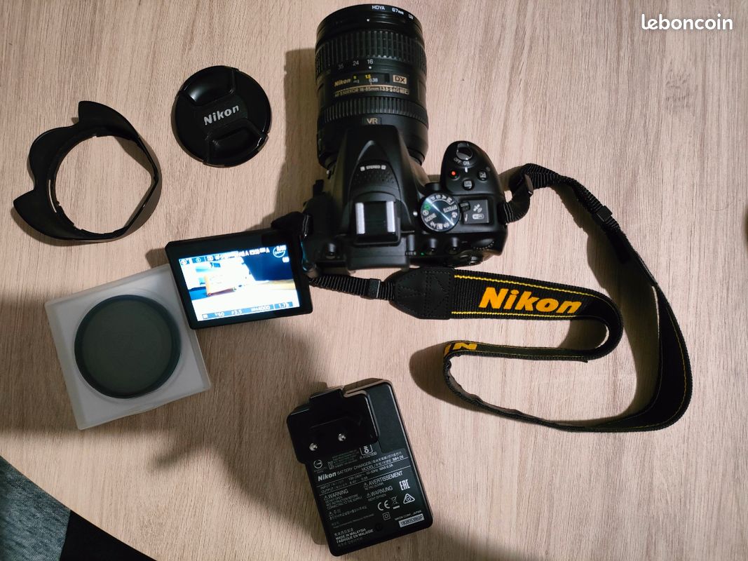 Reflex Nikon D5300 objectif 16-85 mm Photo, audio vidéo