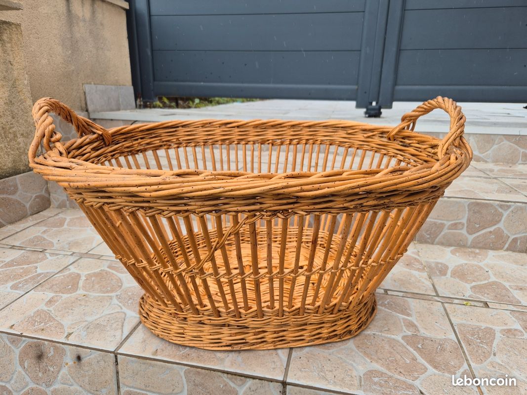 Trouvez des grand panier en osier en forme de bateau pratiques, robustes et à la mode