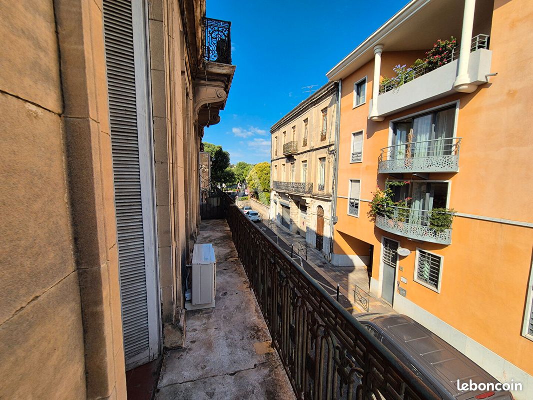 Appartement 4 pièces 125 m² · à Nîmes · 125 m² · 1 020 €