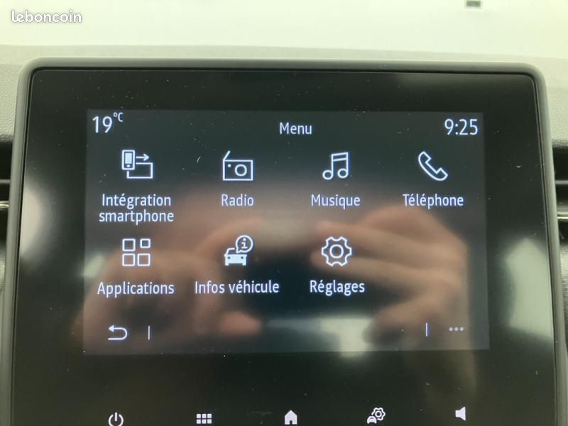 Renault Clio 1.0 TCe 90ch Equilibre (image 19)
