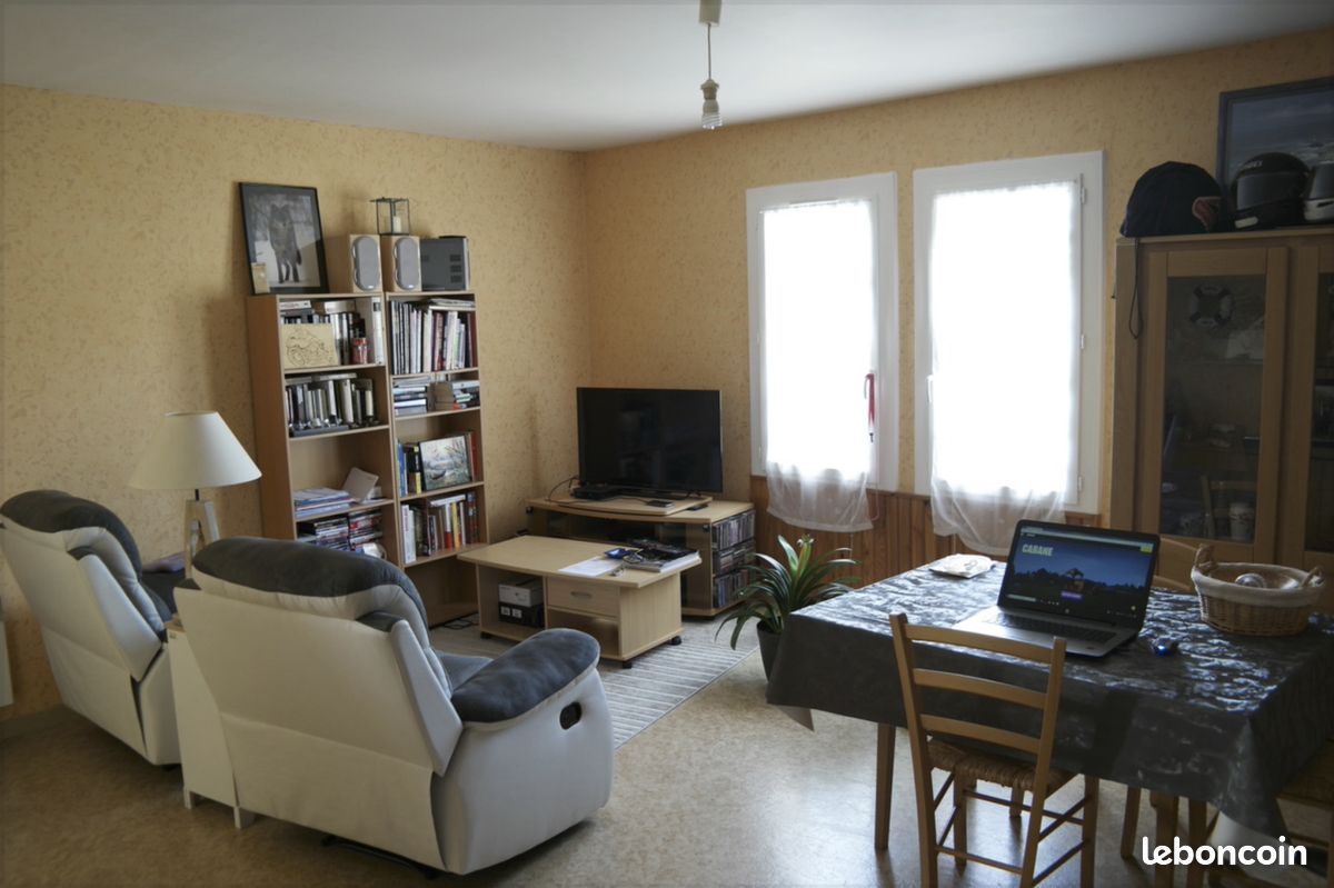 Appartement 2 pièces 51 m² · à Saint-Jean-d'Hermine · 51 m² · 400 €