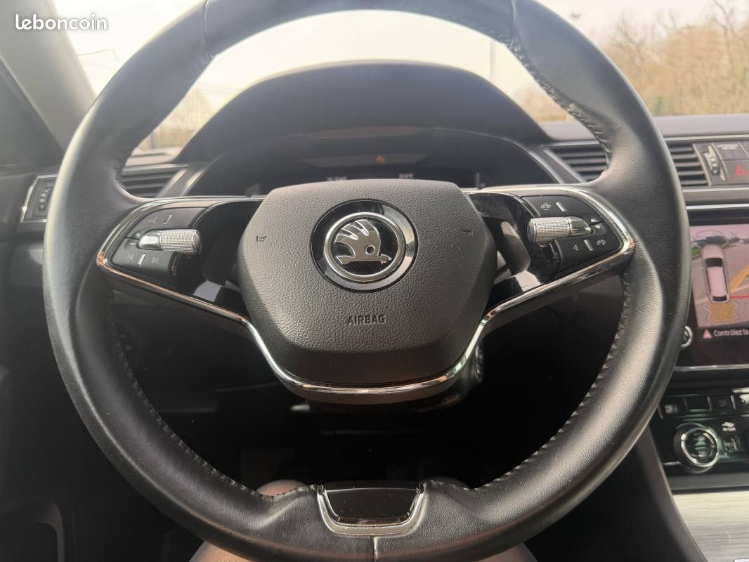 Skoda Superb III 2.0 TDI 150ch SCR Business DSG7 Garantie Nationale 12 Mois (image 8)