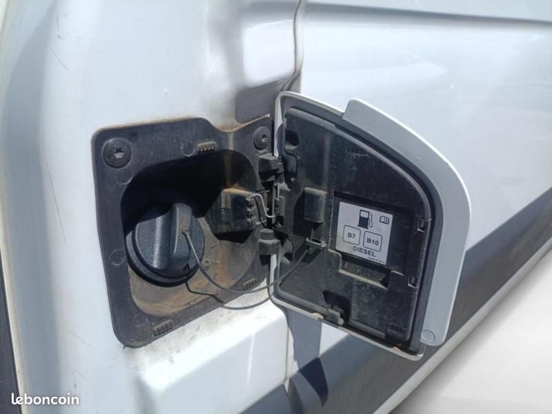 Renault Master CCb F3500 L2 2.3 dCi 135ch Double Cabine Confort Euro6 (image 10)