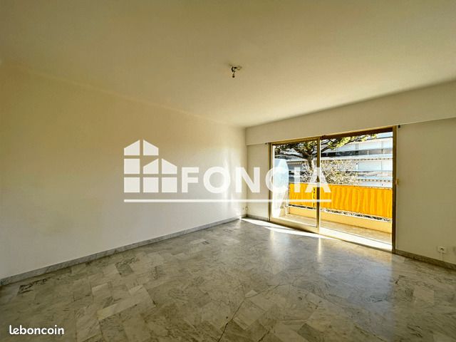 Appartement 1 pièce 33 m² · à Antibes · 33 m² · 700 €/mois
