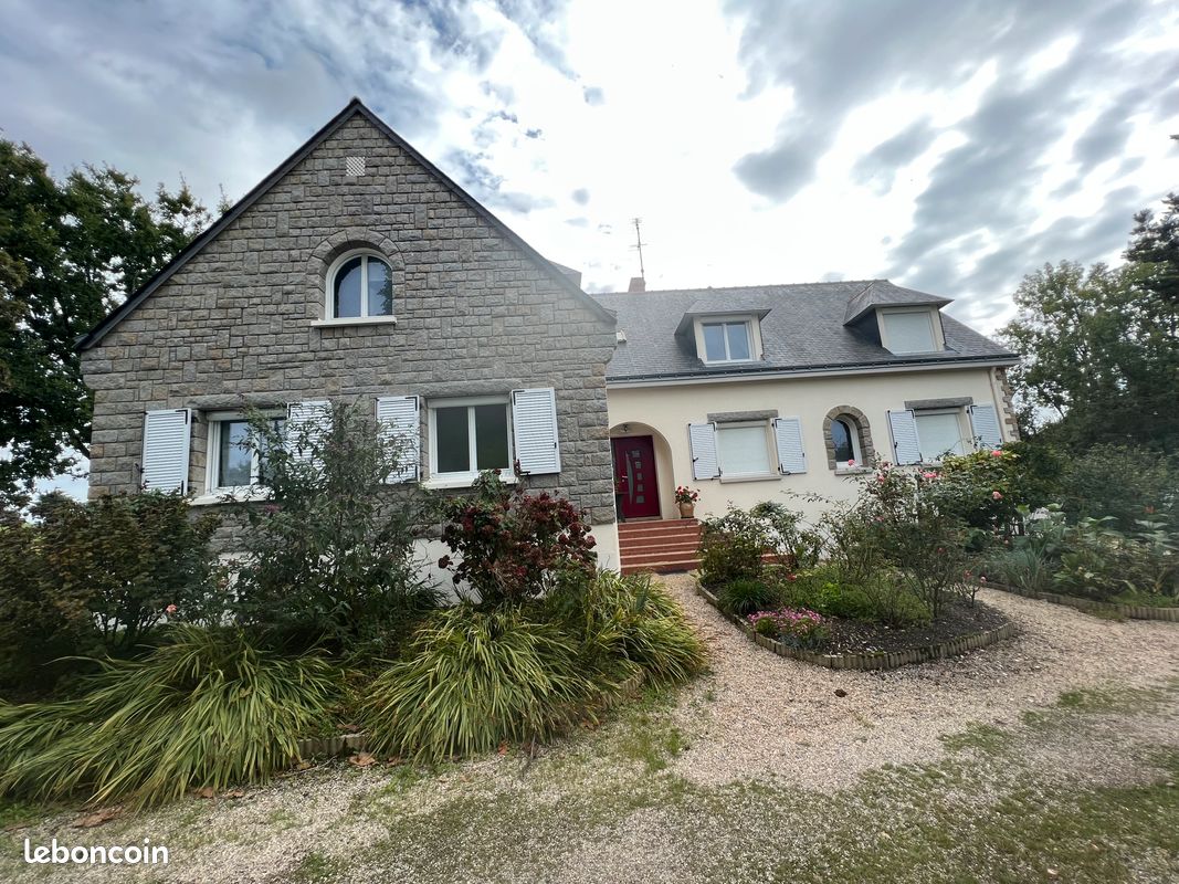 Appartement 5 pièces 75 m² · à Mesquer · 75 m² · 875 €
