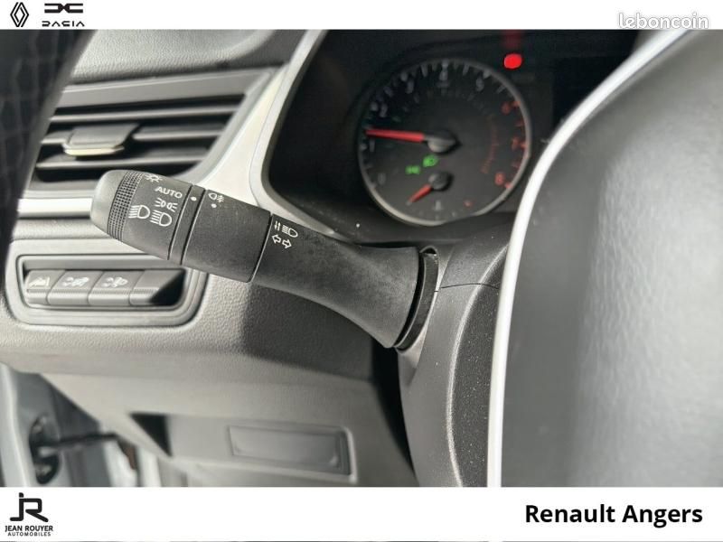 Renault Captur 1.0 TCe 90ch Equilibre (image 22)
