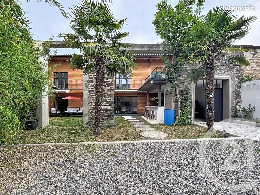 Maison 6 pièces 183 m² · à Saint-Ignat · 183 m² · 409 000 €