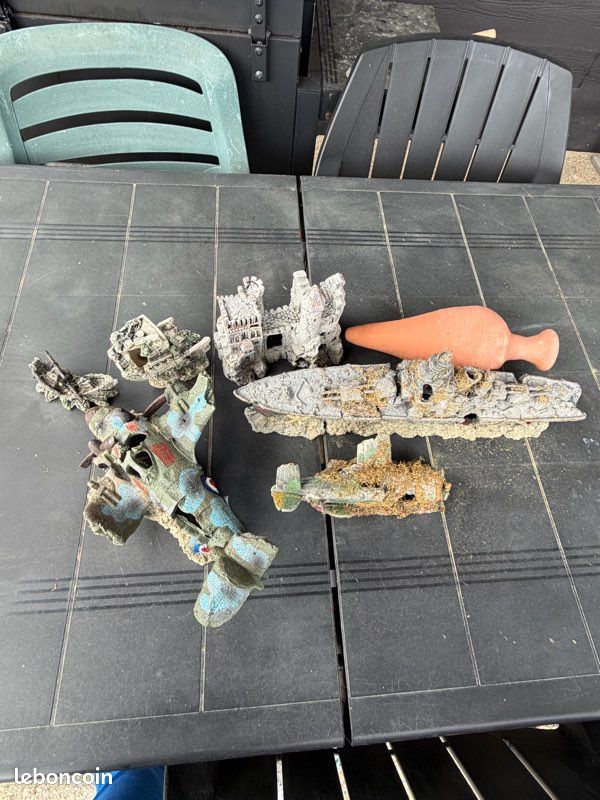 Décoration aquarium (image 1)