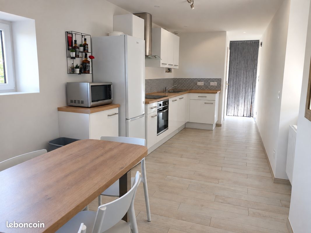 Maison 6 pièces 80 m² · à Thizy-les-Bourgs · 80 m² · 147 000 €