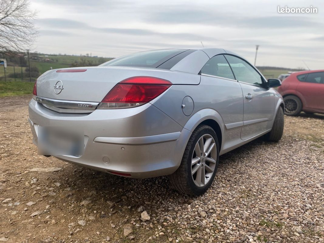 Astra TT et radar de recul