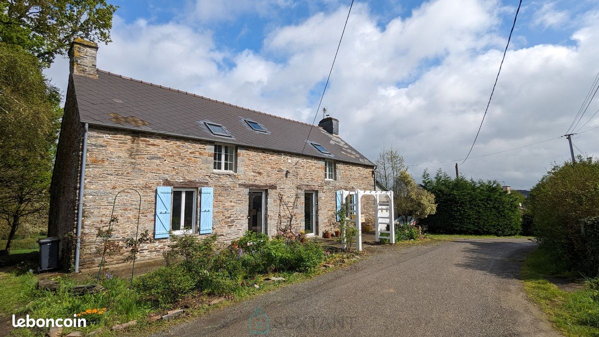 Maison 8 pièces 222 m² · à La Gacilly · 222 m² · 324 900 €