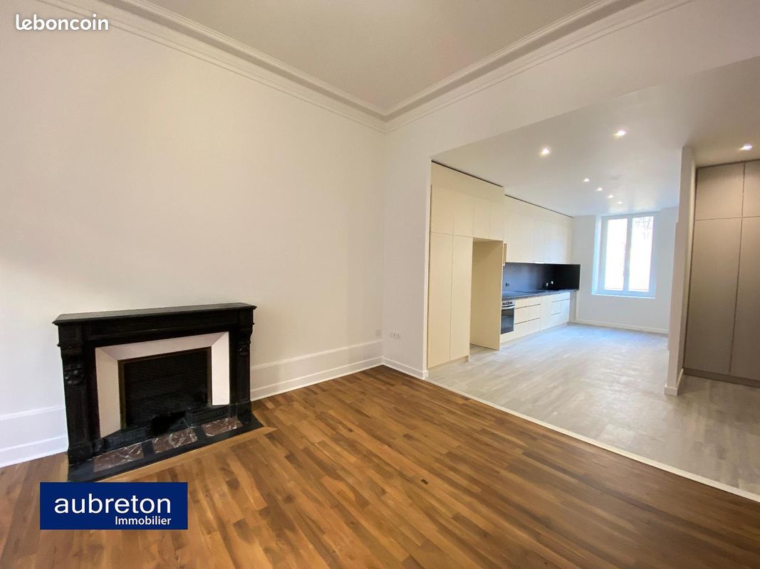 Appartement 4 pièces 106 m² · à Grenoble · 106 m² · 1 150 €/mois
