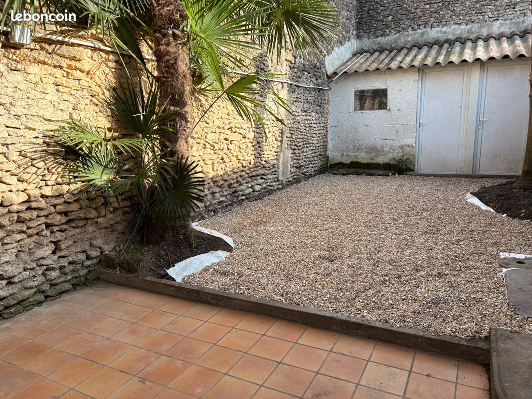 Maison 3 pièces 80 m² · à Cognac · 80 m² · 750 €/mois