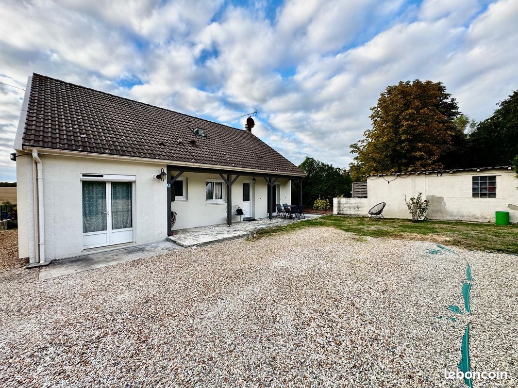 Maison 6 pièces 134 m² · à Bréval · 134 m² · 324 000 €