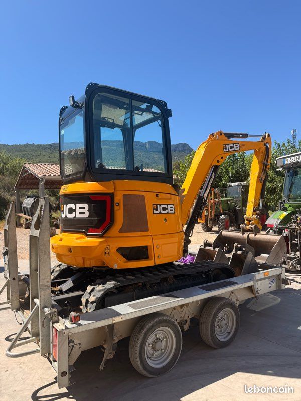 Mini Pelle JCB 26C pro cabine - 590 hrs (image 3)