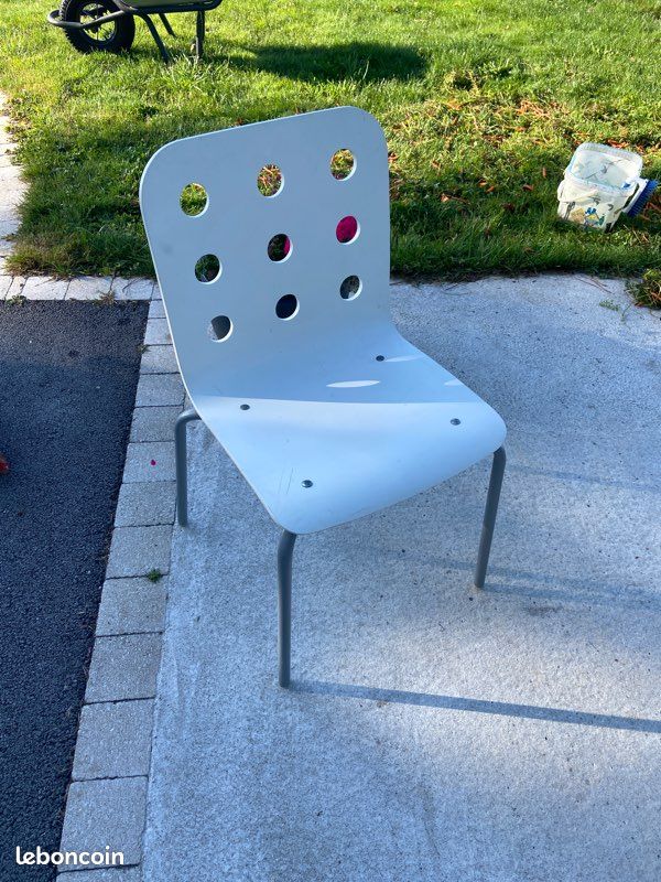 Chaise bureau IKEA (image 1)