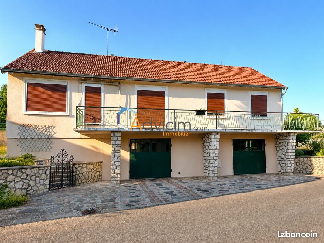 Maison 4 pièces 90 m² · à Saint-Germain-des-Prés · 90 m² · 139 000 €