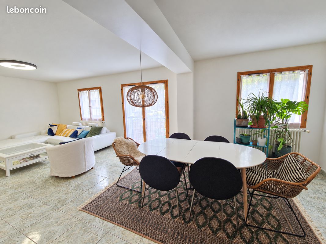 Appartement 4 pièces 120 m² · à La Roche-sur-Yon · 120 m² · 1 070 €/mois