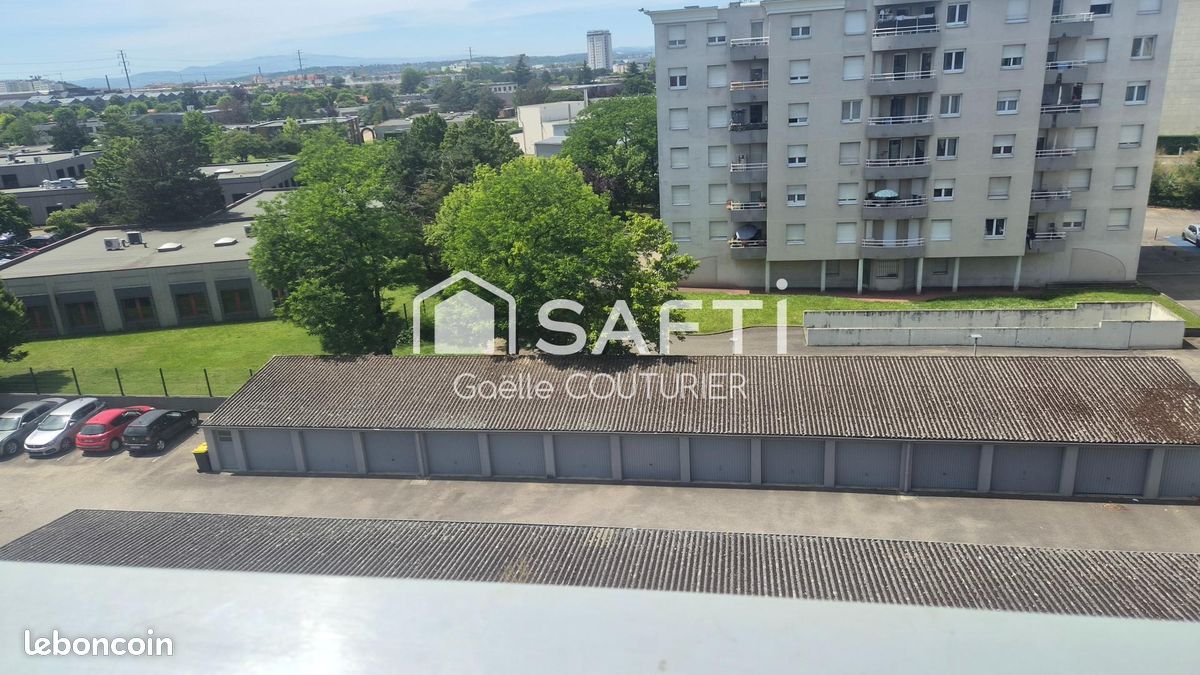Parking/box VENISSIEUX · à Vénissieux · 17 000 €