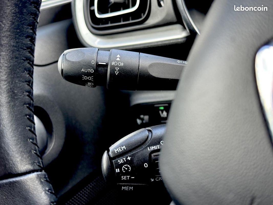 Citroen c3 iii 1.2 puretech 82 s&s shine (image 14)