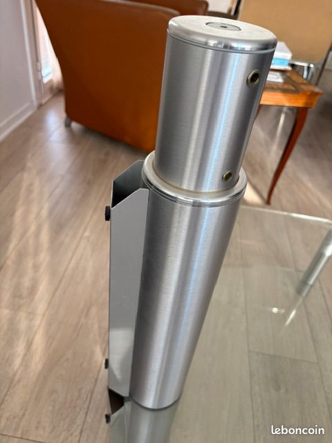 Meuble TV Spectral Vitres transparentes pieds silver (image 5)