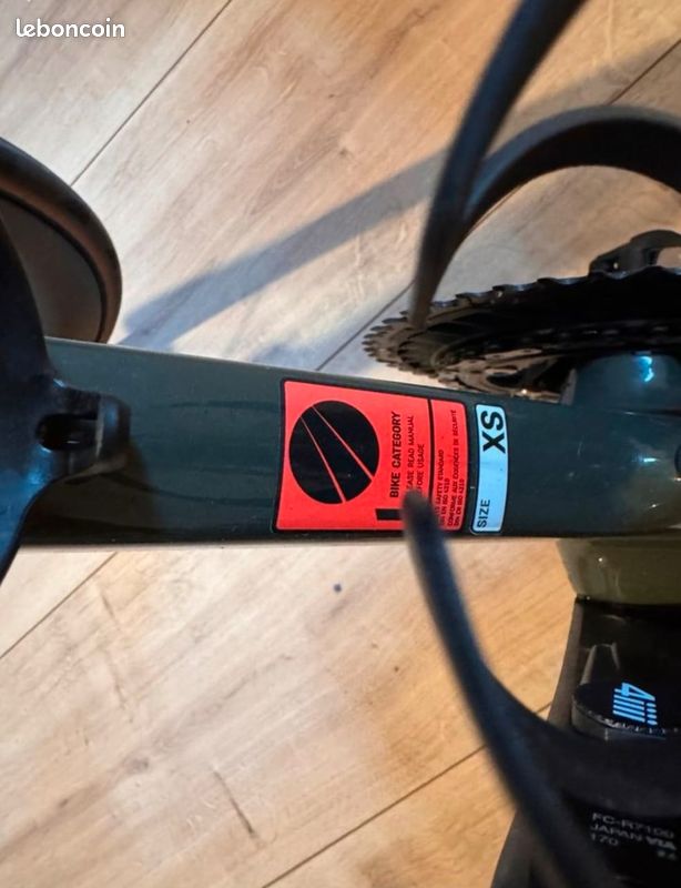 Canyon Aeroad CF SLX 7 Di2 (image 7)