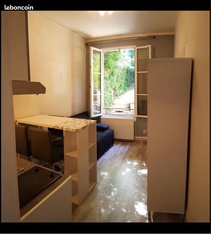 Appartement 1 pièce(s) 15 m²à louer Lons-le-saunier