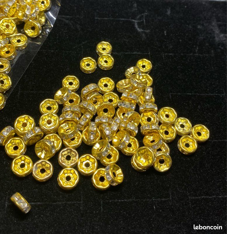 100 Perles intercalaires doré ou argenté avec strass (image 1)