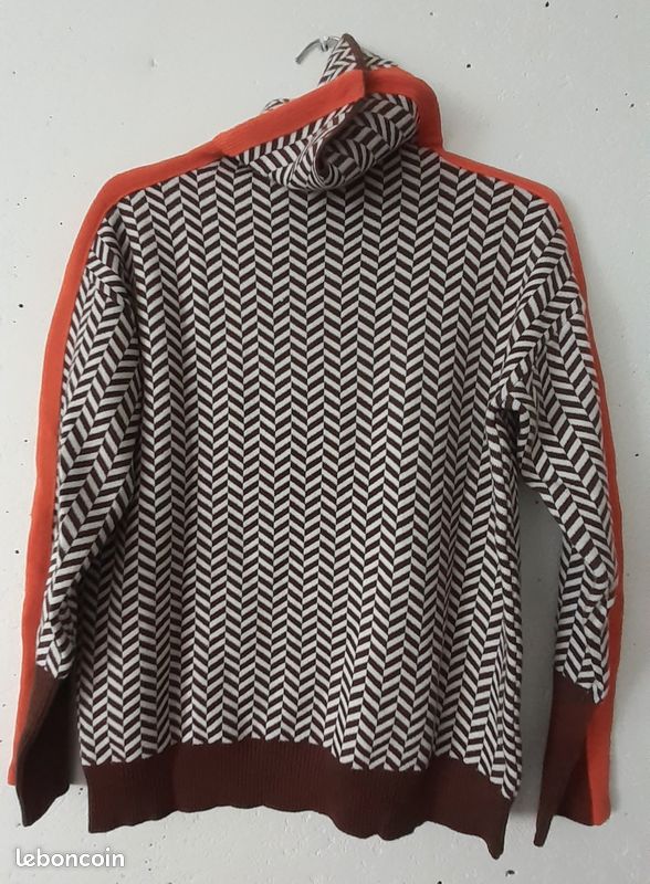 Pull col montant graphique (image 2)