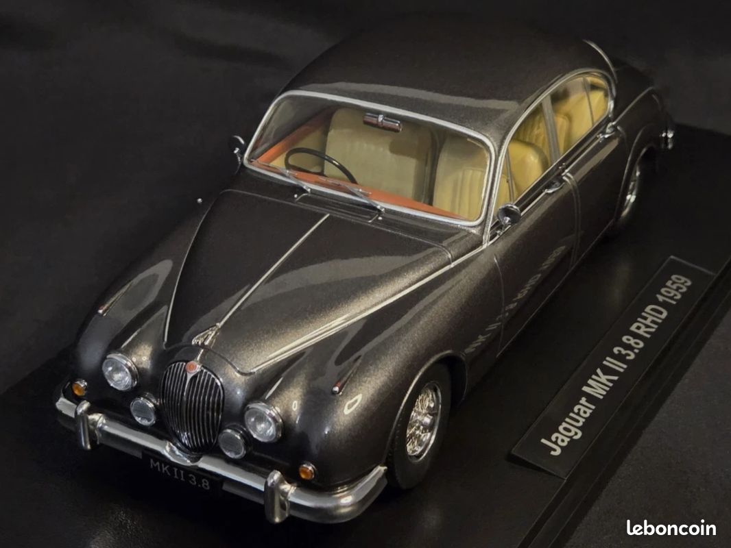 JAGUAR XK120 DE 1948 Au 1/18 Par Ertl EUR 50,90 - FR