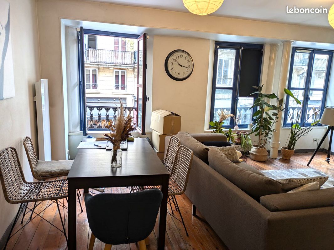 Appartement 2 pièces 56 m² · à Bordeaux · 56 m² · 950 €/mois