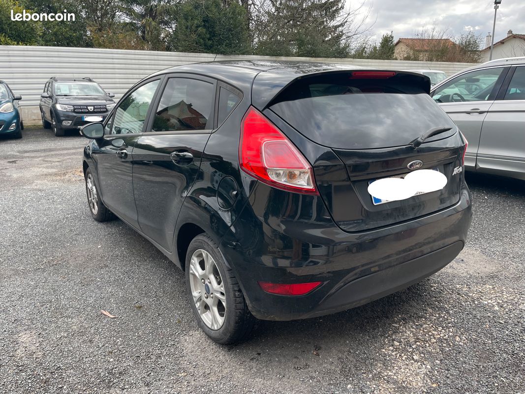 Ford fiesta 1.2 85cv serie edition (image 2)