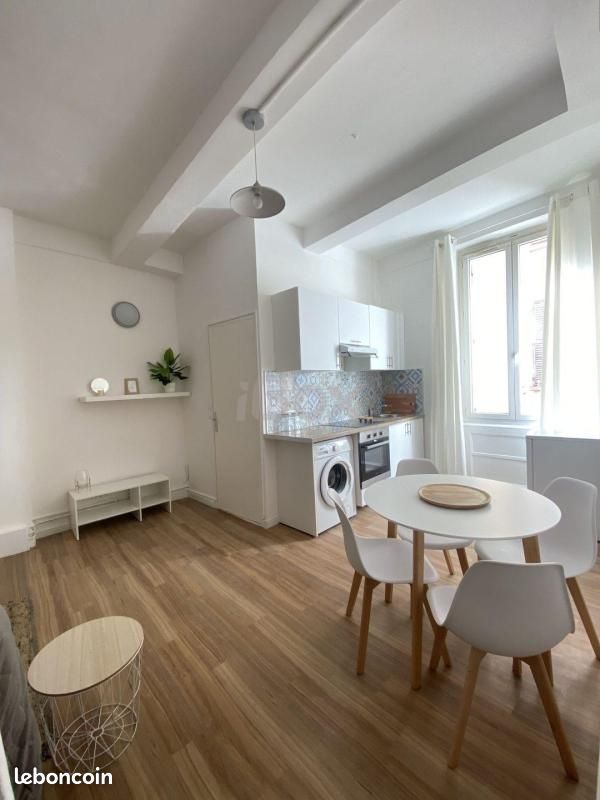 Appartement 1 pièce 25 m² · à Toulon · 25 m² · 592 €/mois