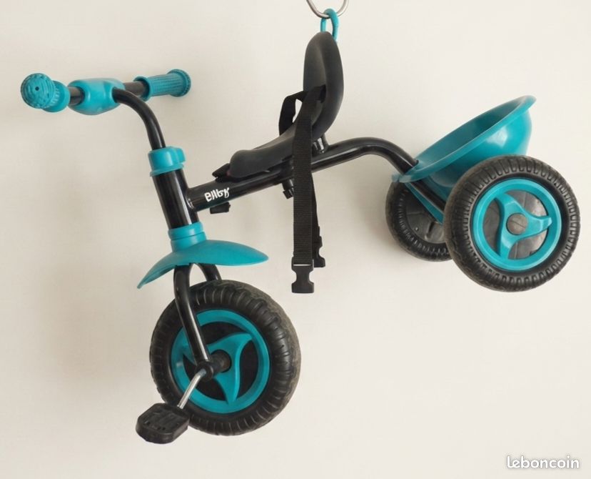 Tricycle (image 2)