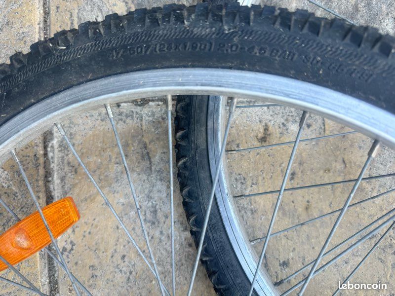 2 roues de vélo 2 euros les 2 (image 2)