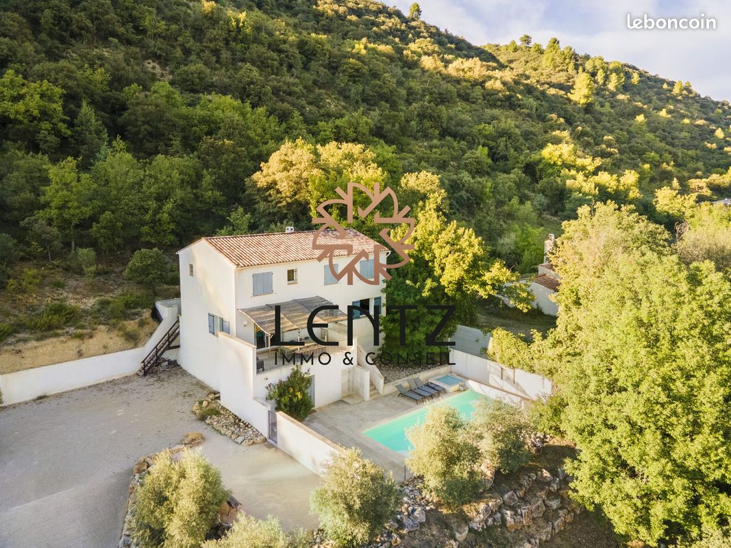 Maison 7 pièces 159 m² · à Allemagne-en-Provence · 159 m² · 493 600 €