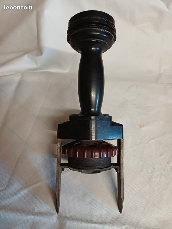 Appareil pour contrôler les anciennes batteries (image 5)