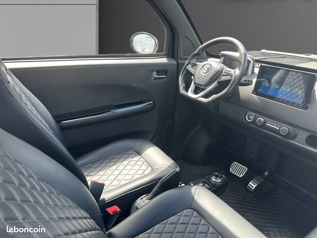 SIMPLICI S1 100% Electrique Garantie 24 mois / 5 Coloris / Sans Permis / 14 ans / GPS / CarPlay / LED (image 10)