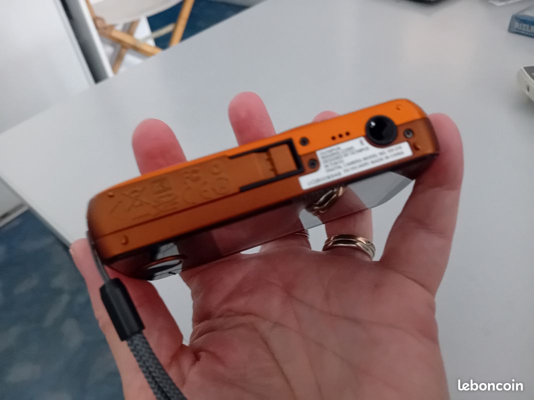 Olympus VH-210 Orange Pop Carte sd 16G (image 5)