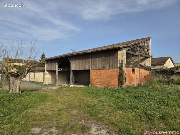 Propriété 6 pièces 323 m²