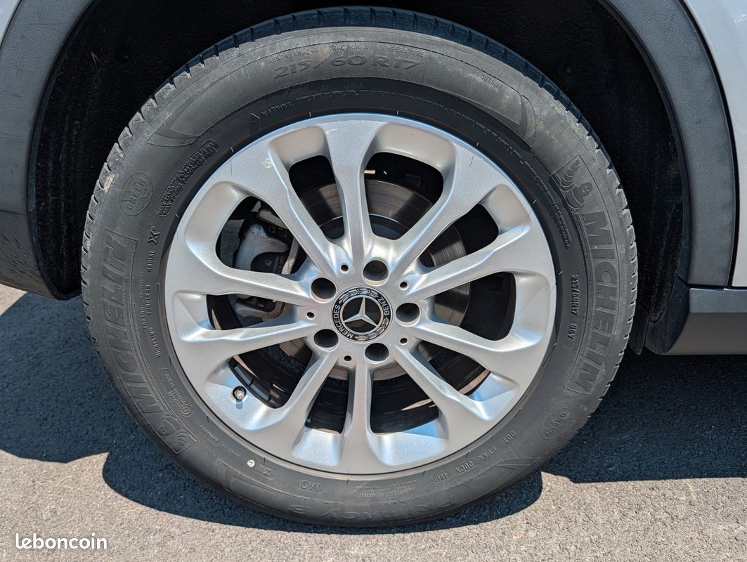 MERCEDES-BENZ CLASSE GLA 1.6 180 7-G DCT INSPIRATION 120CH - RADAR AV/Ar (image 23)