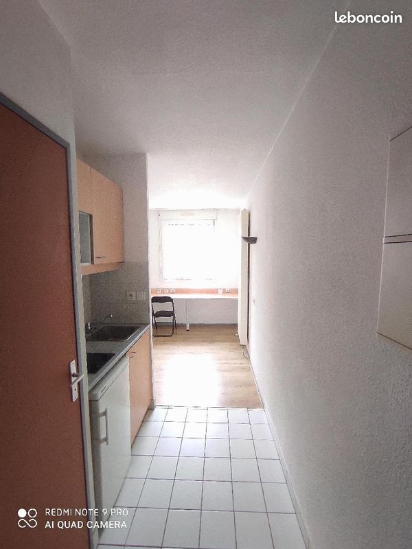 Appartement 1 pièce 17 m² · à Bourg-en-Bresse · 17 m² · 390 €