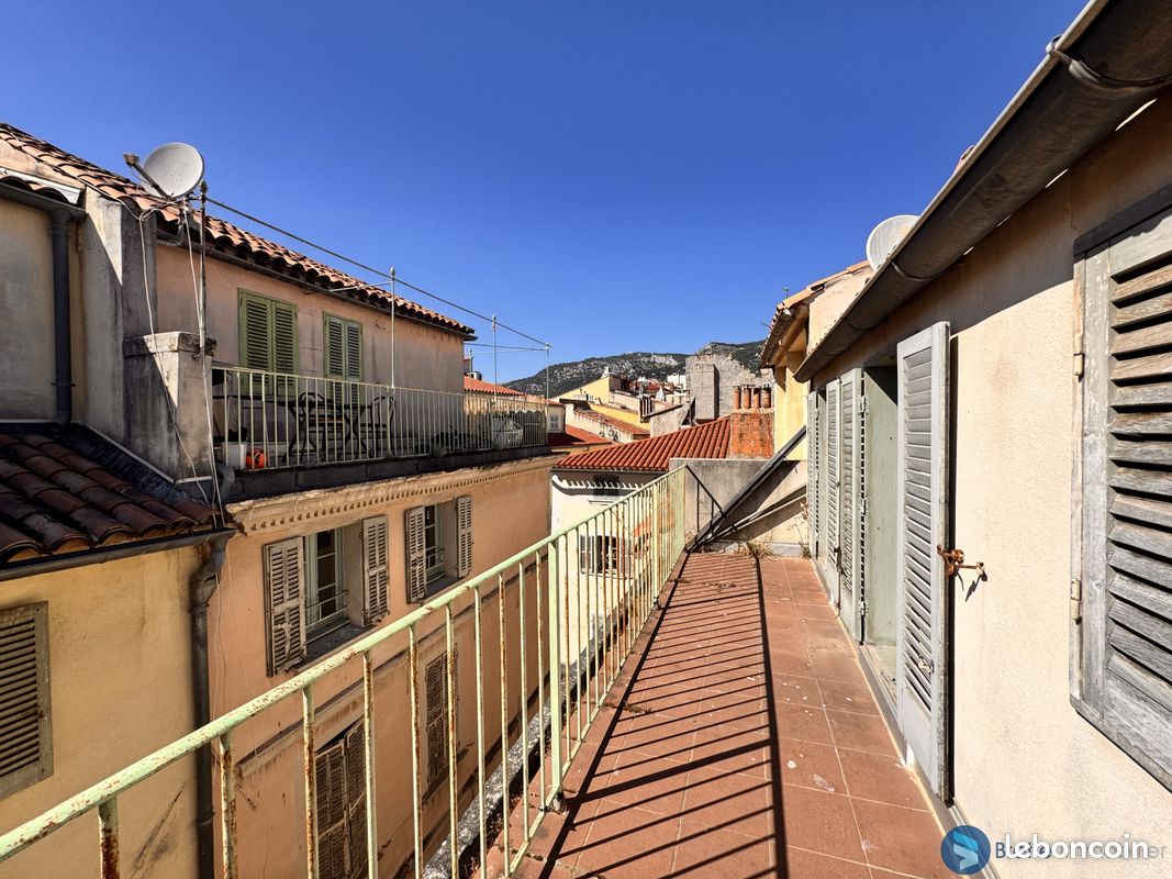 Appartement 1 pièce 27 m² · à Toulon · 27 m² · 90 000 €