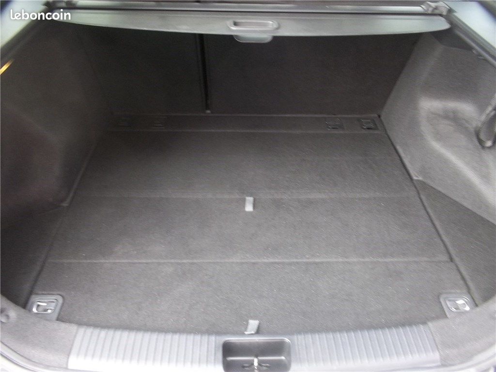 Kia CEED III SW 1.0 T-GDI 120 CH ISG BVM6 GT Line (image 9)