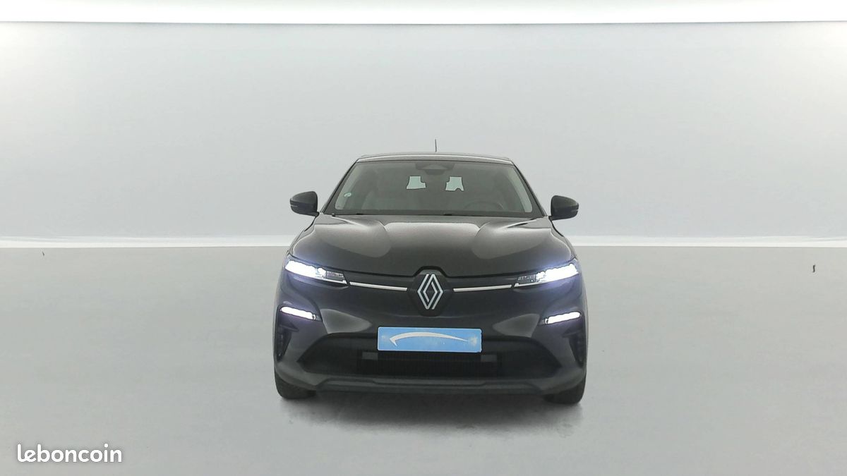 RENAULT Megane E-Tech EV60 130ch optimum charge Evolution ER (image 8)
